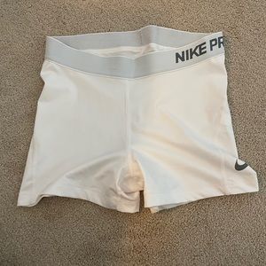 Nike pros- white.